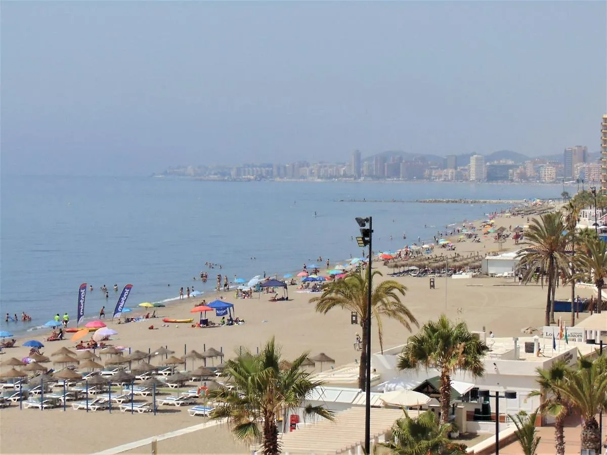 Beachfront, Two Bed- & Bathrooms, Private Parking Fuengirola