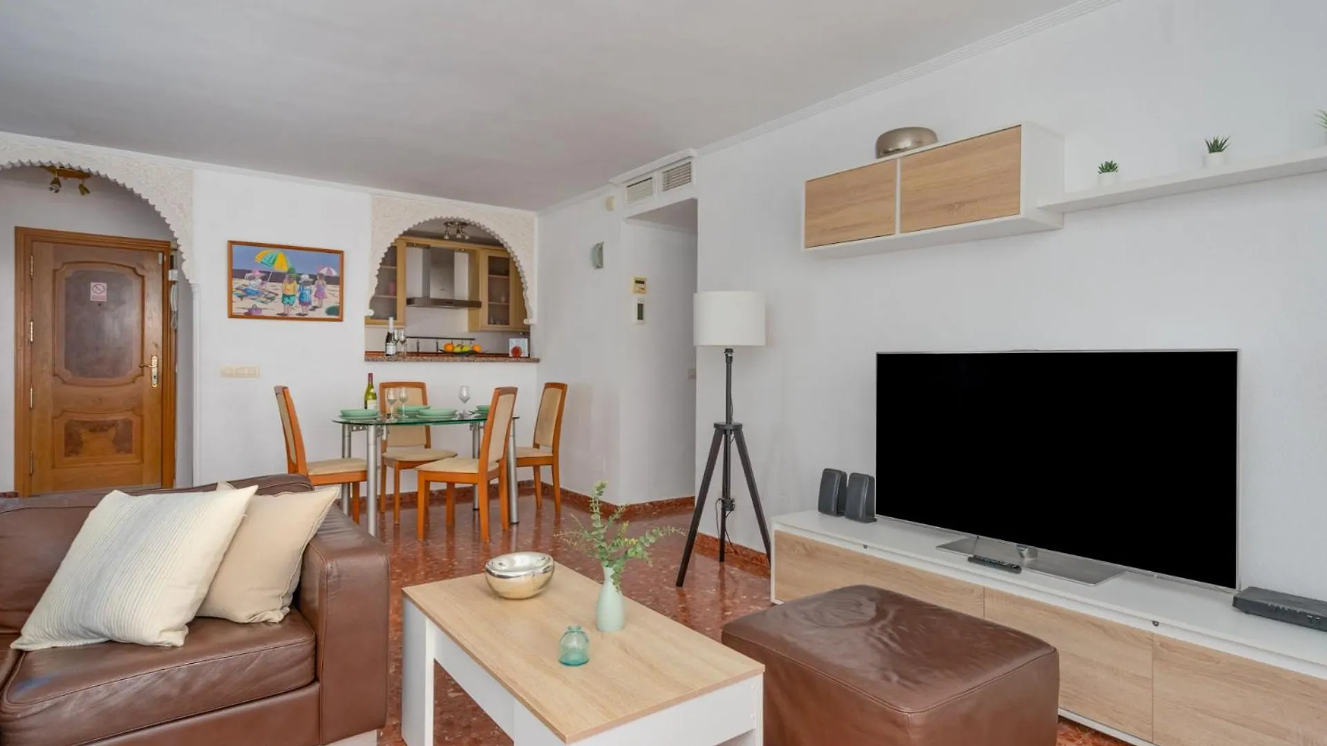 Beachfront, Two Bed- & Bathrooms, Private Parking Fuengirola