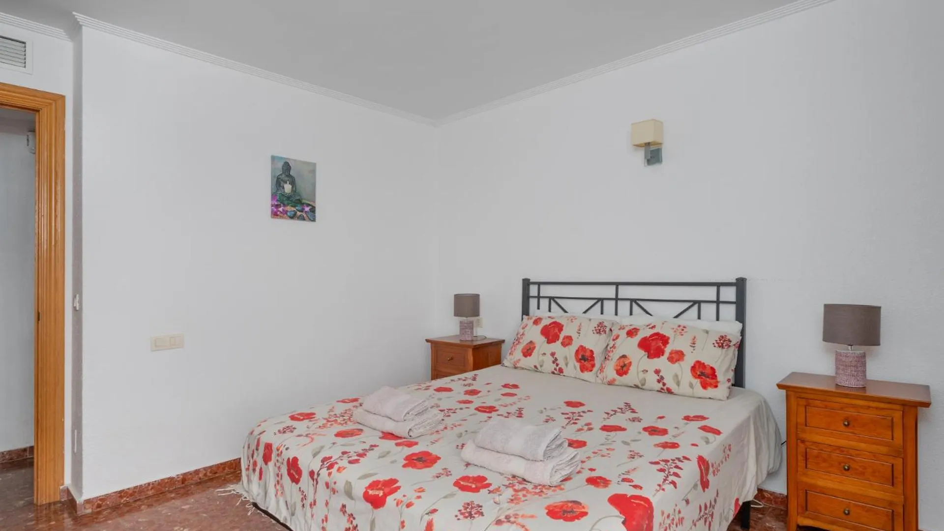 Beachfront, Two Bed- & Bathrooms, Private Parking Fuengirola 0*,
